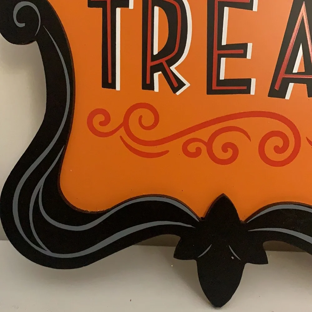 Halloween Target Wood Wall and or Door Hanging Decorations. Brand New.